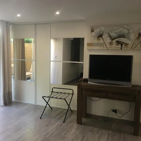 Loft Ravissant Avec Piscine Apartamento